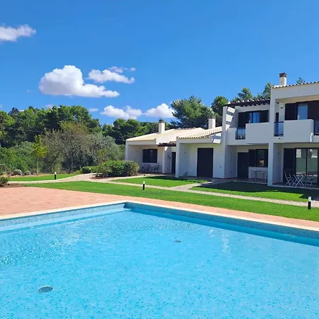 Comfort Relax W Pool Near